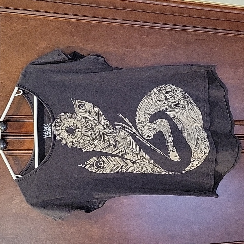 Dark Gray Heavy Rotation Peacock Bird Short Sleeve T-Shirt Top size Medium